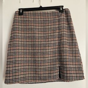 Old Navy Houndstooth Miniskirt Size Small
